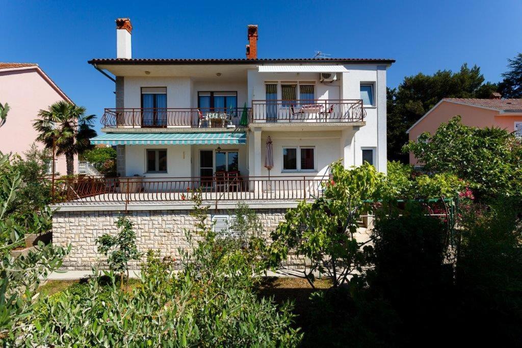 Kornić Apartmani Braut מראה חיצוני תמונה