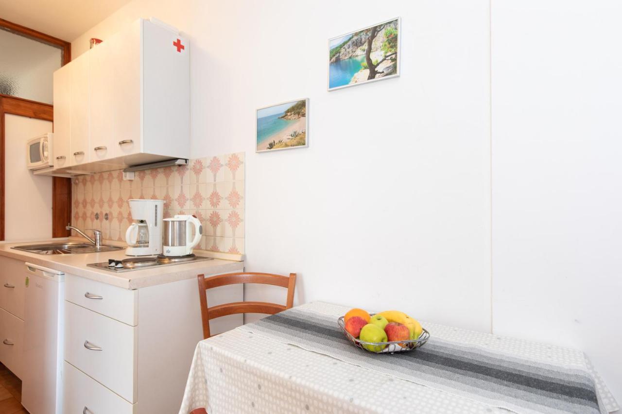 Kornić Apartmani Braut מראה חיצוני תמונה