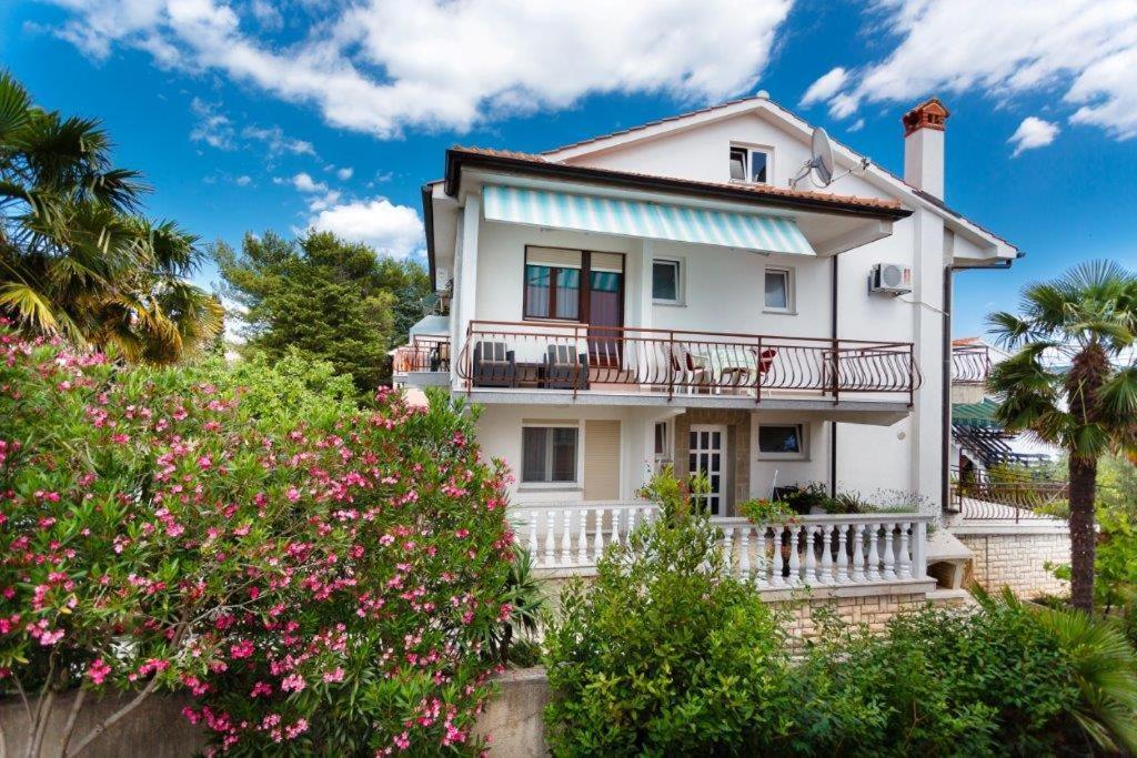 Kornić Apartmani Braut מראה חיצוני תמונה