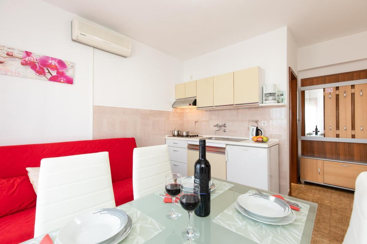 Kornić Apartmani Braut מראה חיצוני תמונה