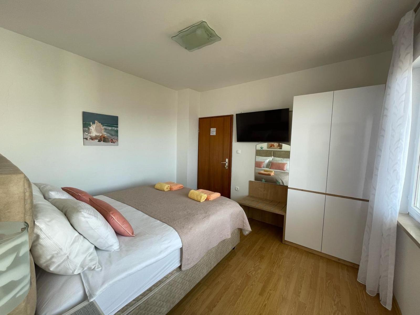 Kornić Apartmani Braut מראה חיצוני תמונה
